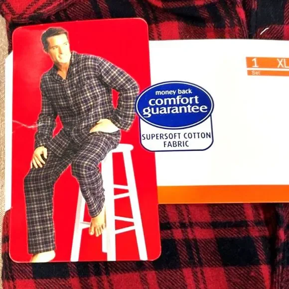 Hanes Men's Red and Black Flannel Pajama Set - Picture 5 of 6